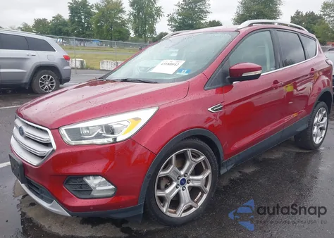 2018 Ford Escape Titanium из США, поврежденный, VIN 1FMCU9J97JUB02226